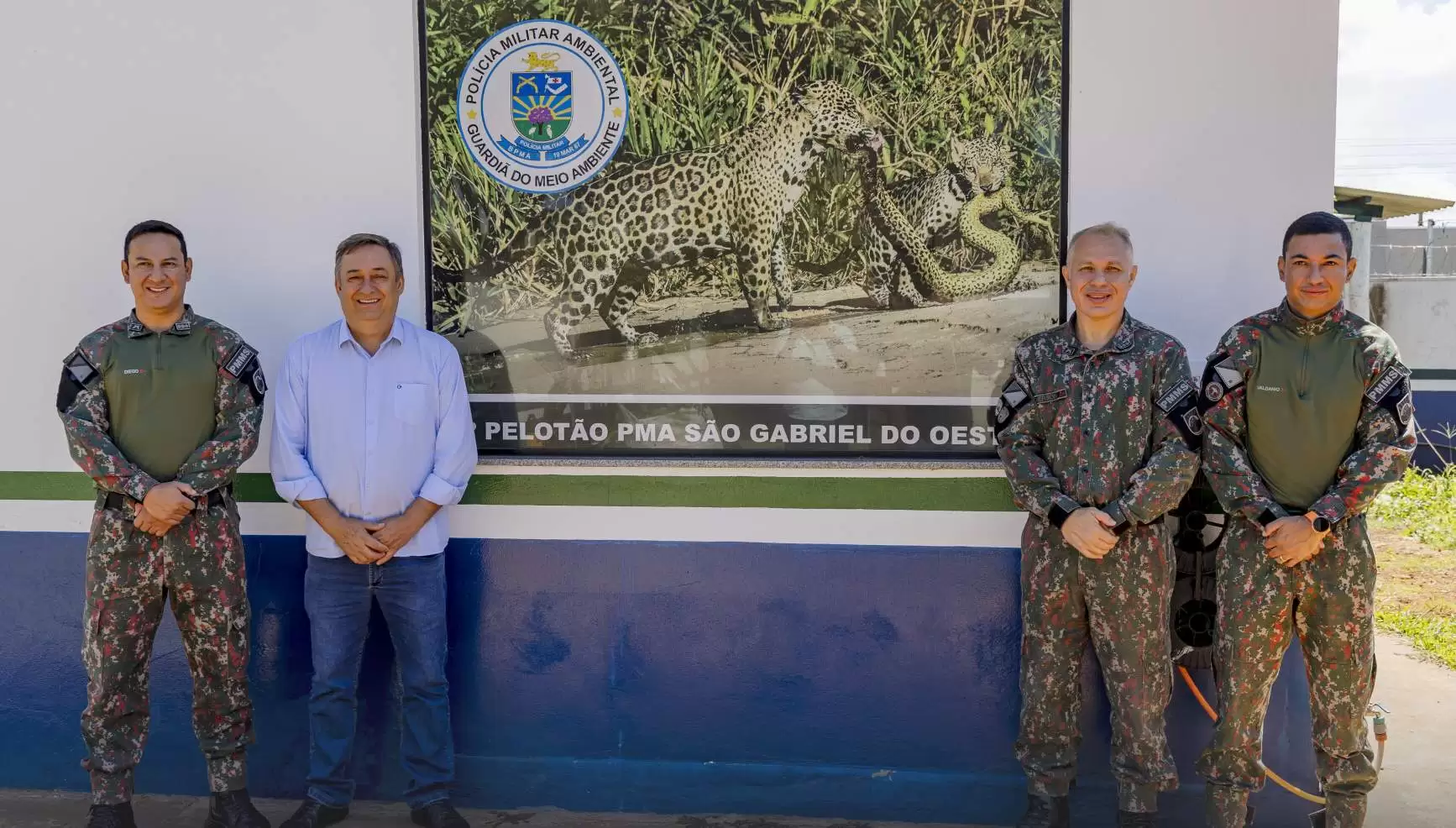Prefeito de São Gabriel do Oeste visita Pelotão da PMA para tratar de parcerias em ações comunitárias
