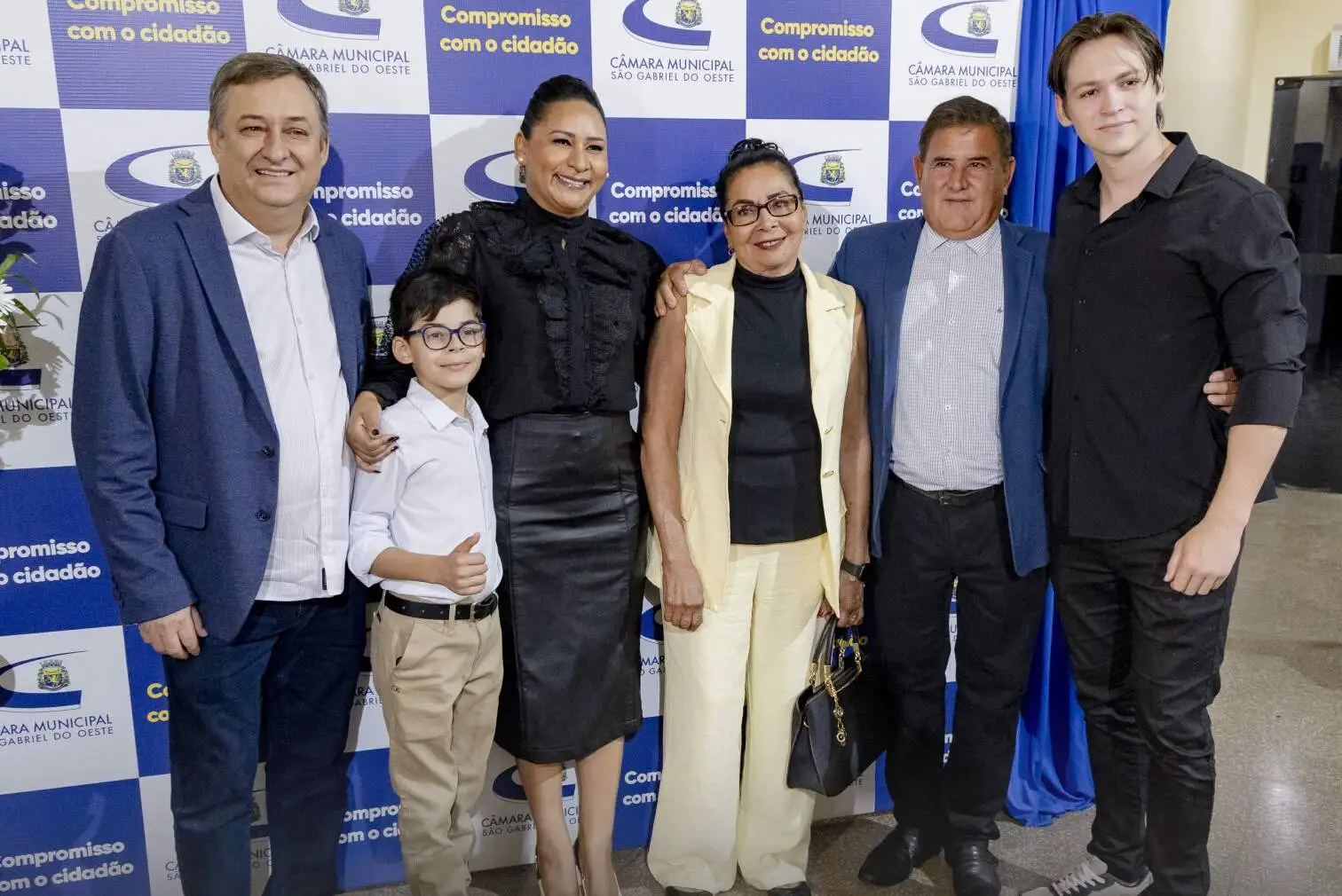 Primeira-dama de São Gabriel do Oeste está entre as homenageadas com o título Mulher Destaque 2026